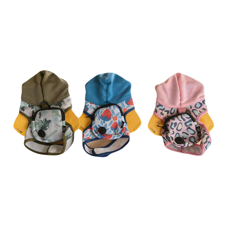 Arnés con sweater y dispensador de bolsas para popó